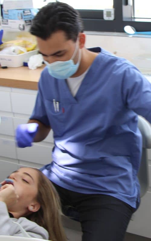 מהו משך הטיפול ליישור שיניים - דר עומר פלייסיג
